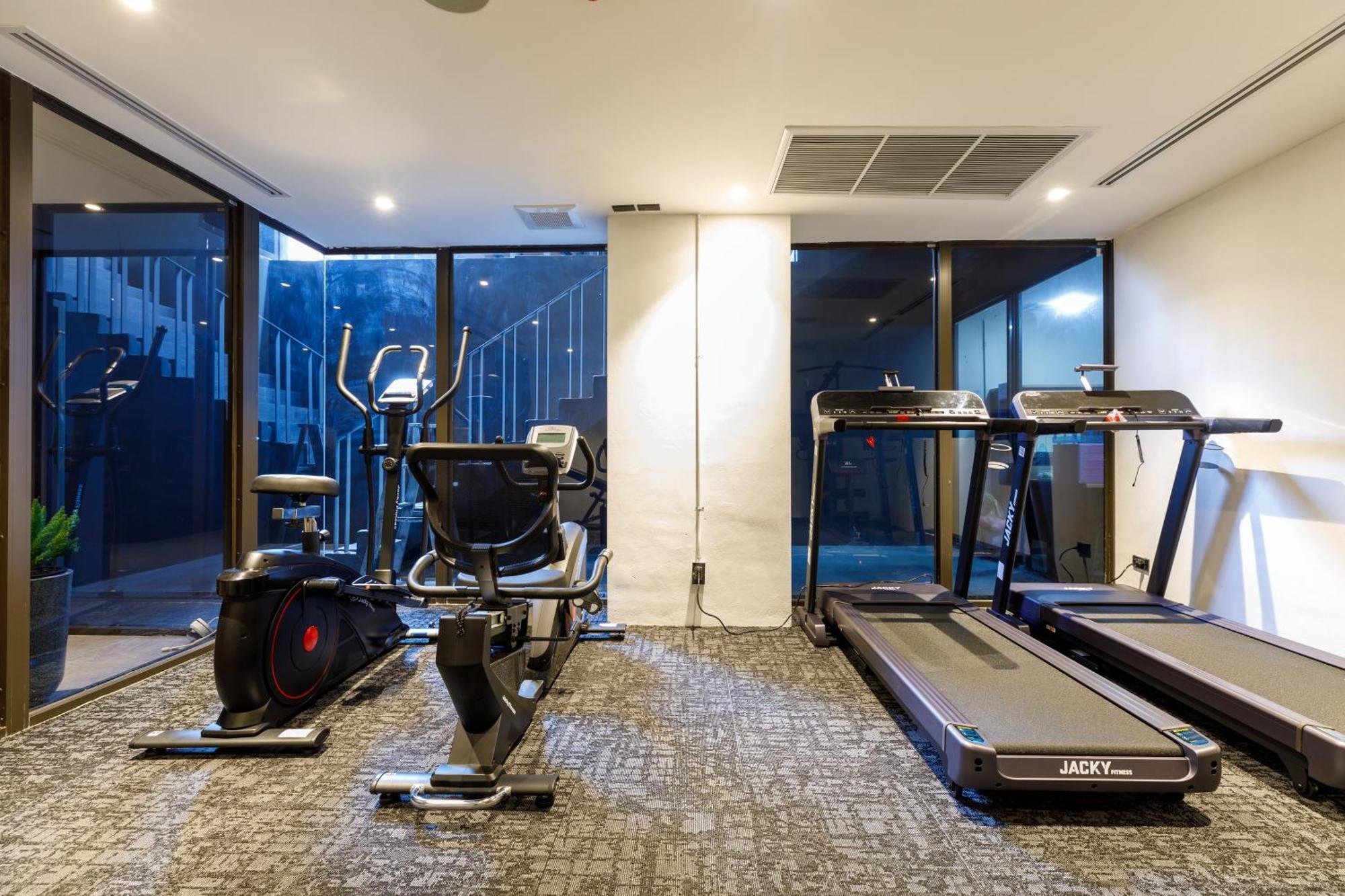 Benjarong Hotel Bangkok Eksteriør bilde